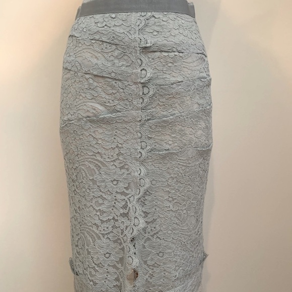 Dolce & Gabbana Baby Blue Scalloped Ruched Lace Skirt Rare Runway - Picture 2 of 8